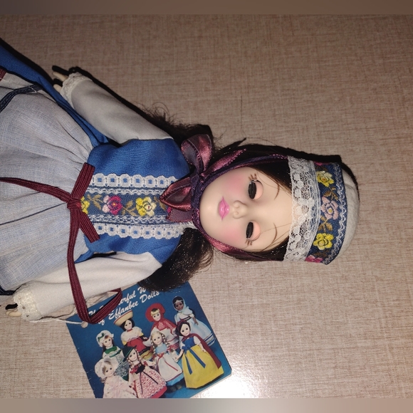 🆕️Effanbee - Wonderful World of Effanbee Dolls - France Doll - 11.5 inches NWT - Picture 6 of 8